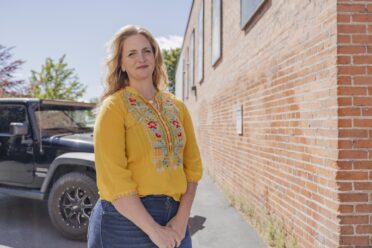 KellyArmijoAlleywayArt-SkyLakes2025-6 KellyArmijoAlleywayArt-SkyLakes2025-6