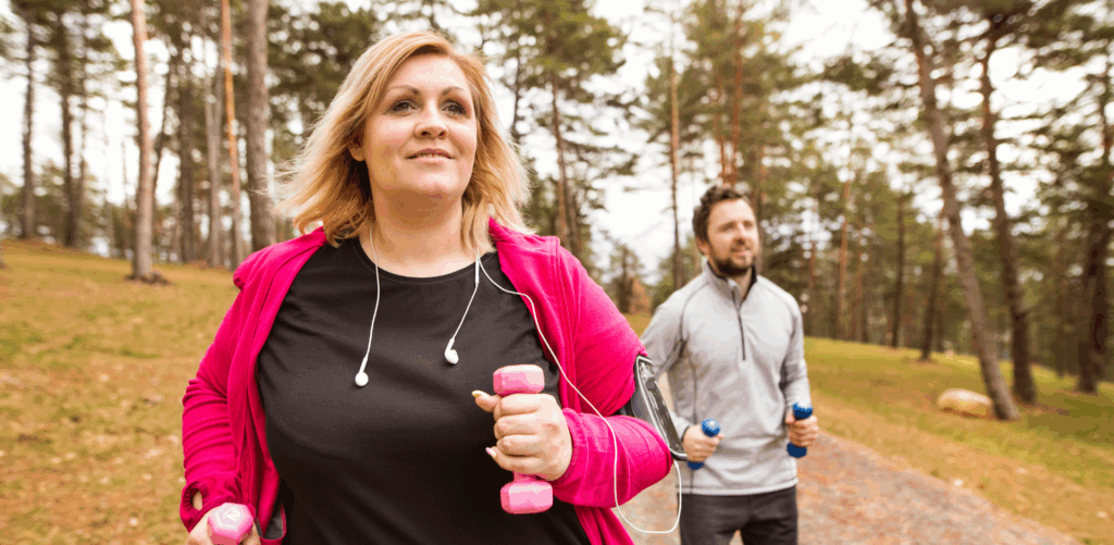 woman walking weights outdoor(1920 x 940 px) woman-walking-weights-outdoor